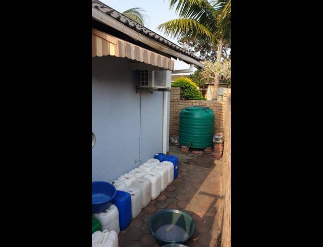 5 BEDROOM HOUSE FOR SALE IN ESIKHAWINI J